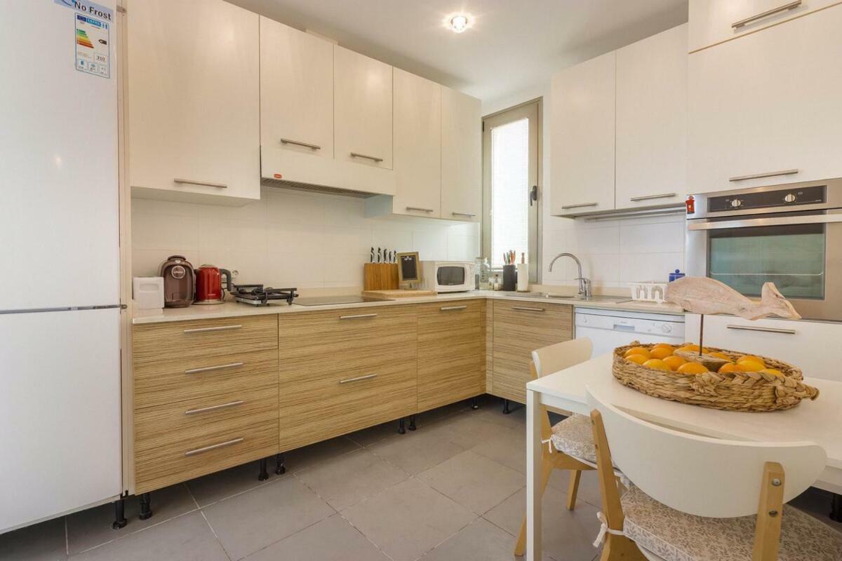 Villa White Whale Адехе Екстериор снимка
